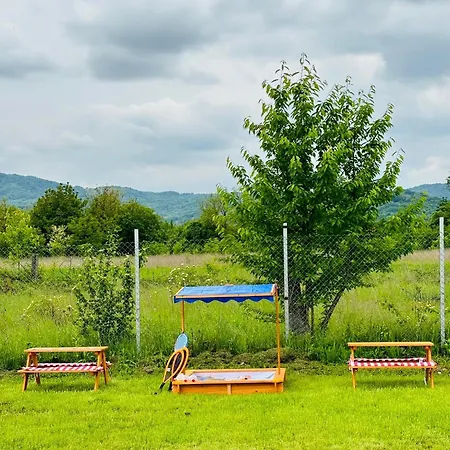 Cort de lux Sun Garden Glamping Domes Călimăneşti
