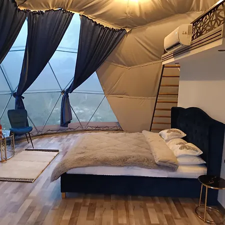 Sun Garden Glamping Domes Cort de lux *