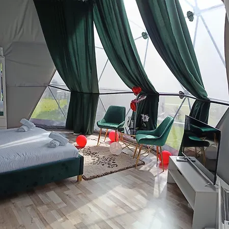 Sun Garden Glamping Domes * Călimăneşti